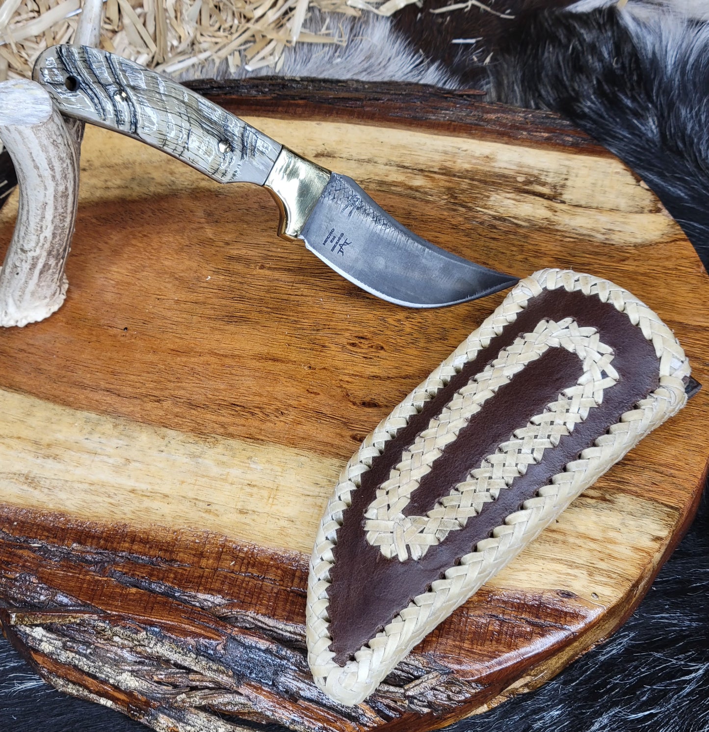 Cuchillos En Cachas De Borrego