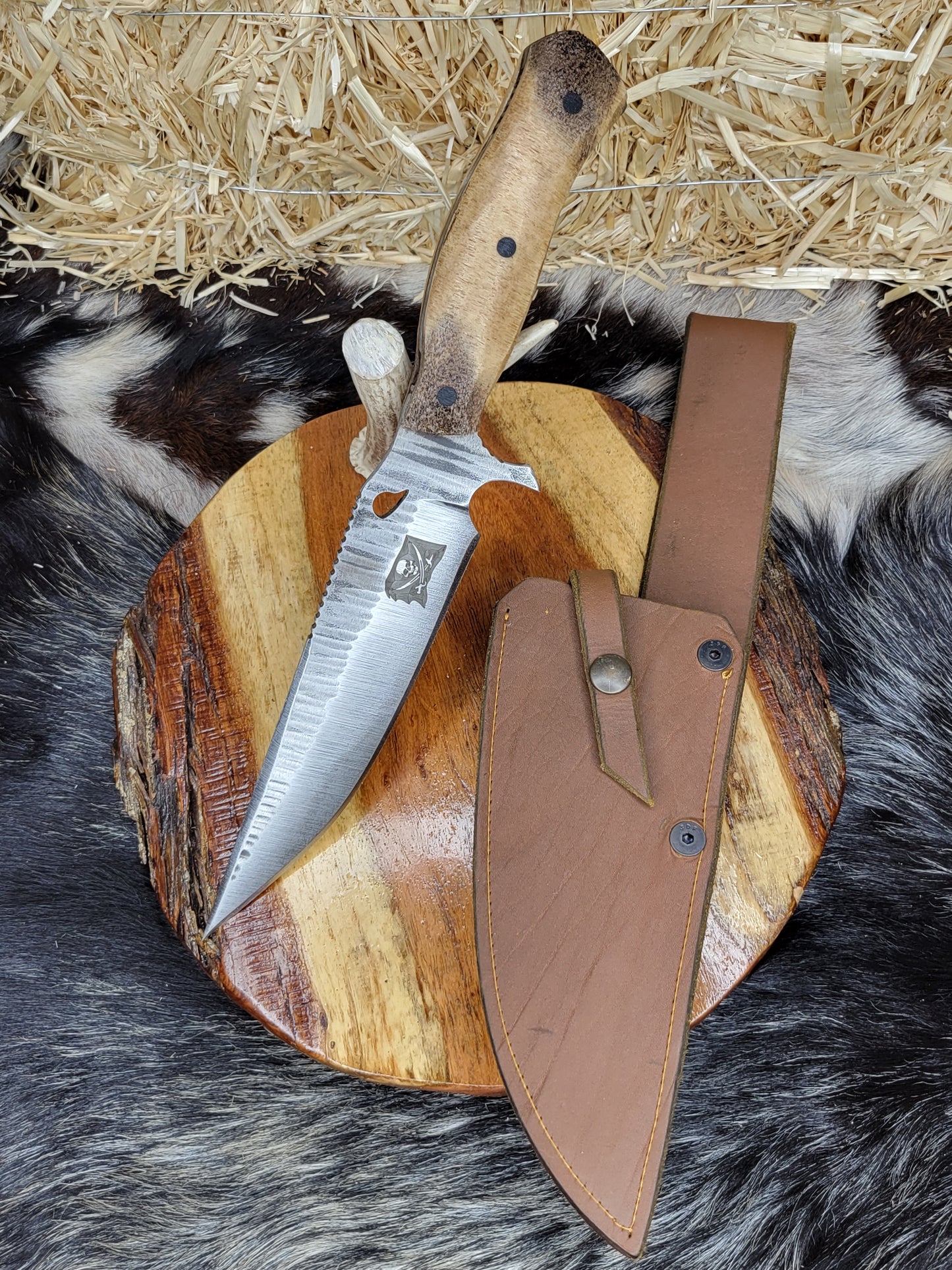 Cuchillo C14 Cuerno de Venado