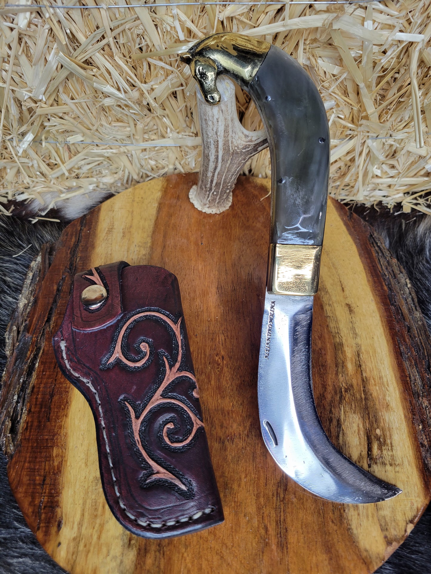 Tranchete Caballo en Bronce Funda de Pistola