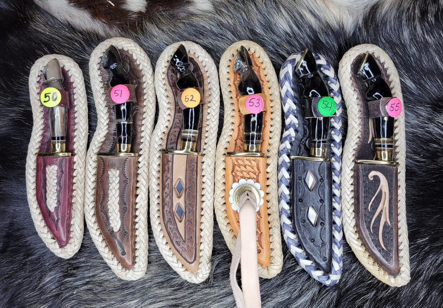 Cuchillos Patita de Caballo Cuerno de Toro
