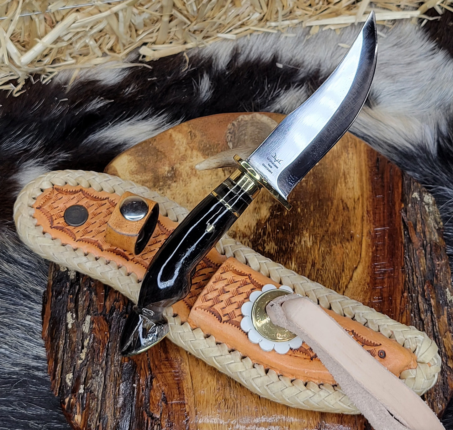 Cuchillos Patita de Caballo Cuerno de Toro