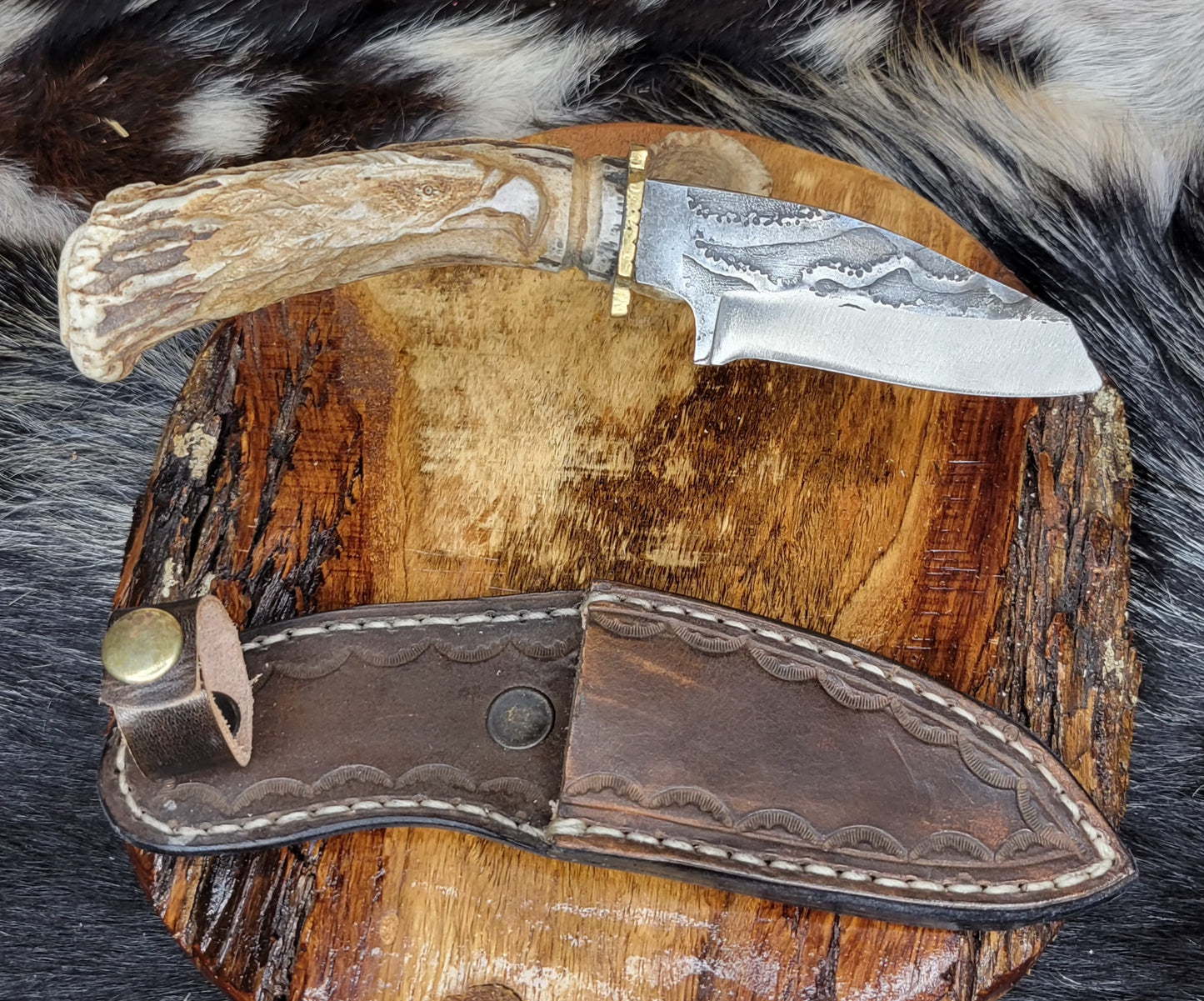 Cuchillo Cabesa De Aguila Cuerno De Venado 63