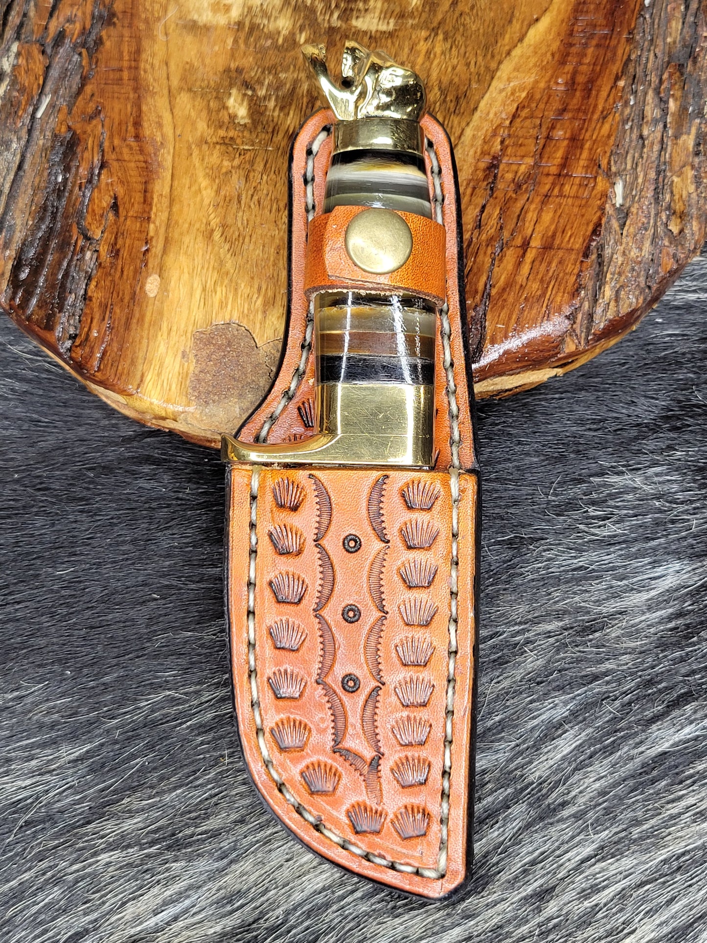 Cuchillo Anillos En Cuerno De Toro 68