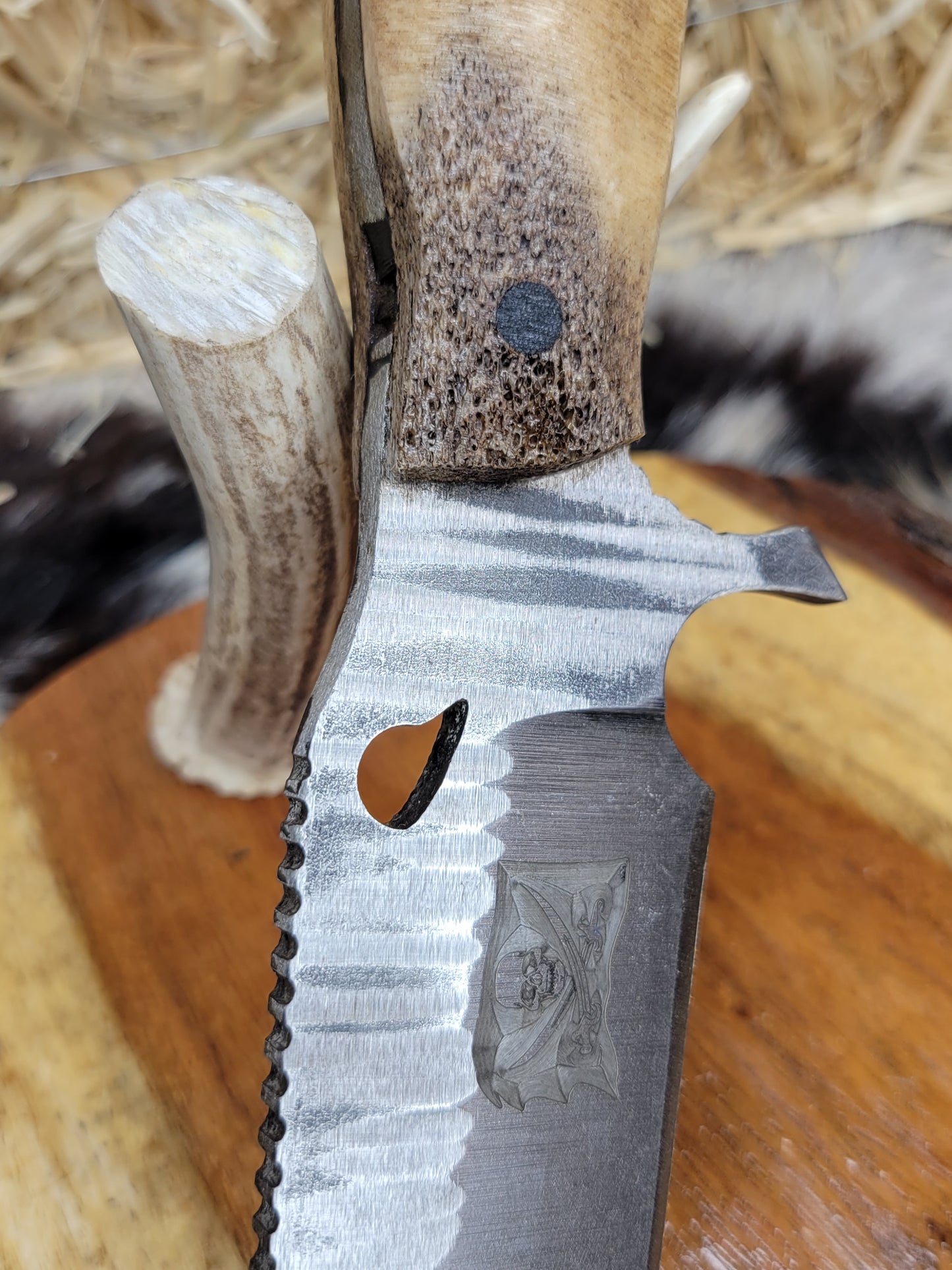 Cuchillo C14 Cuerno de Venado