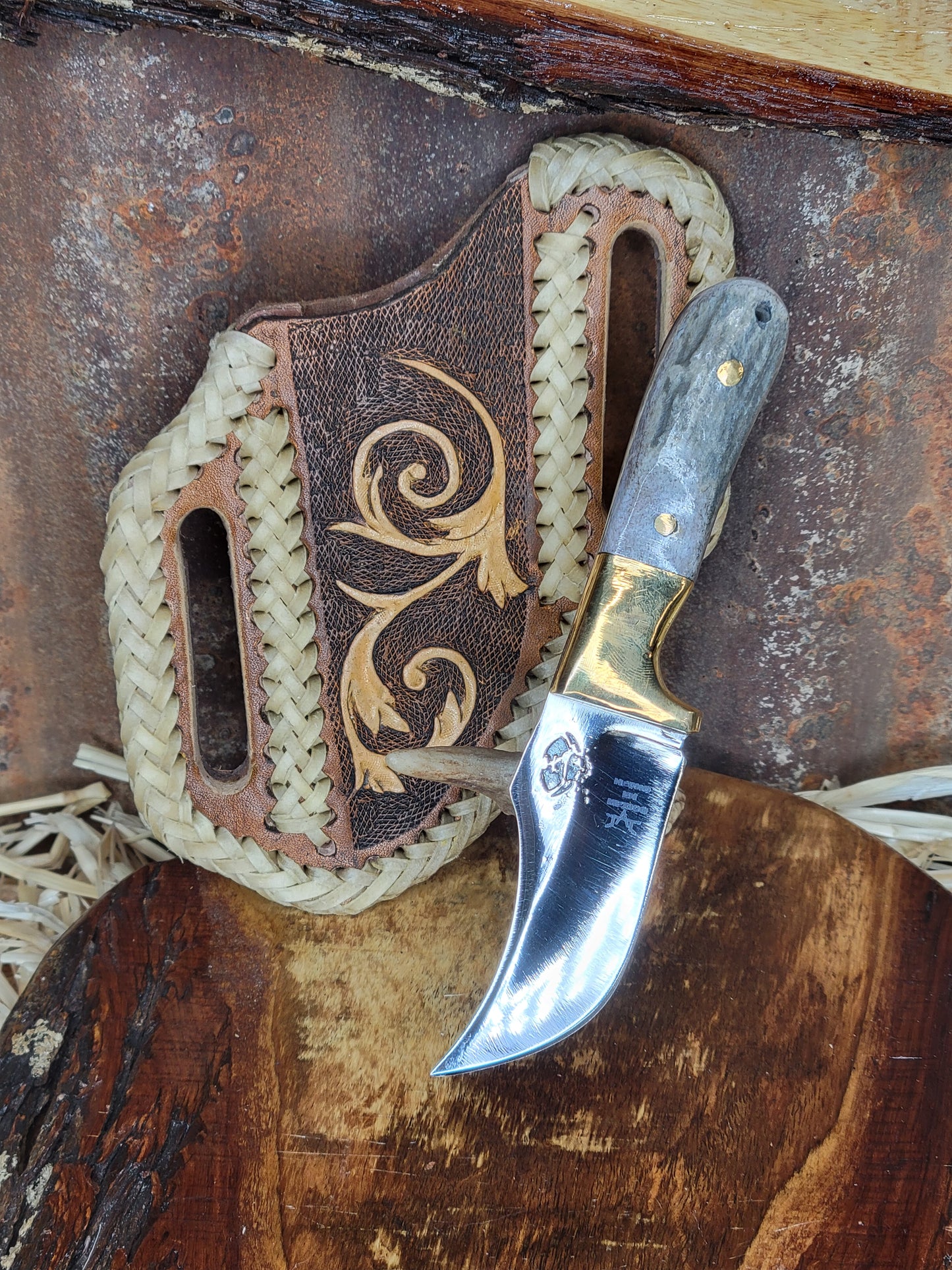 Cuchillos Cachas de Borrego Funda Tejida