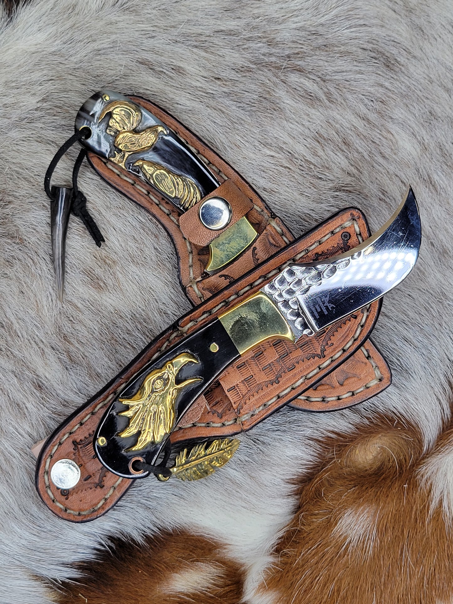 Cuchillo Cachas De Toro Figuras De Bronce