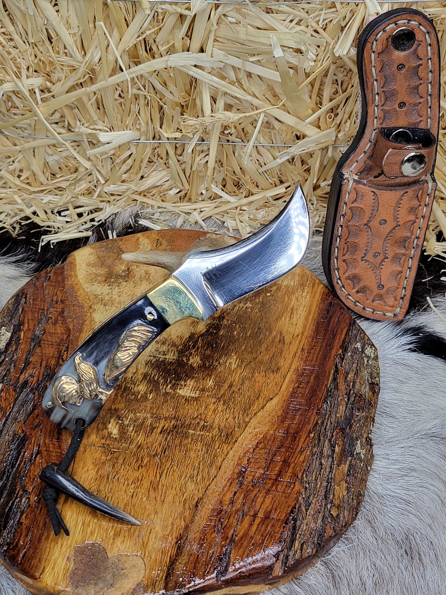 Cuchillo Cachas De Toro Figuras De Bronce