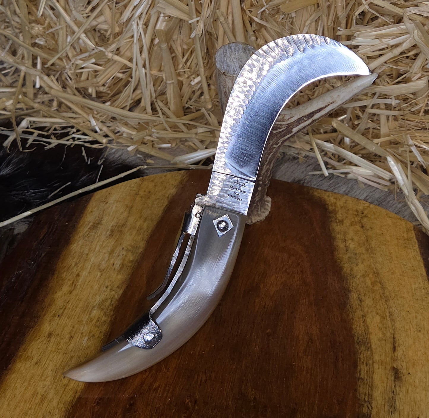 Tranchete Tradicional Cuerno de Toro T4