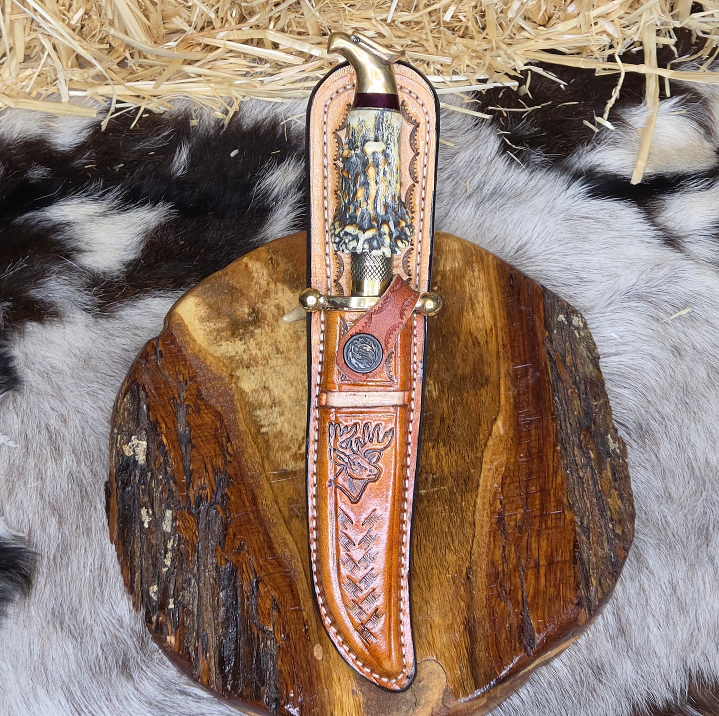 Cuchillo Cuerno de Venado Aguila B21
