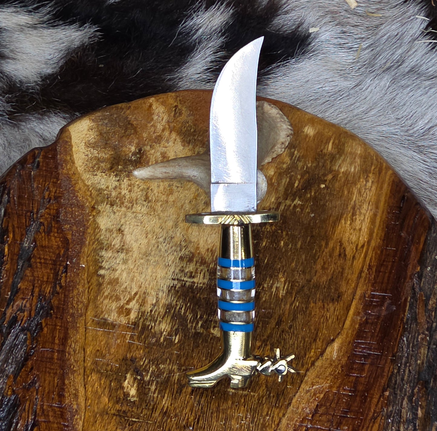 Cuchillo Torneado Espuela B62