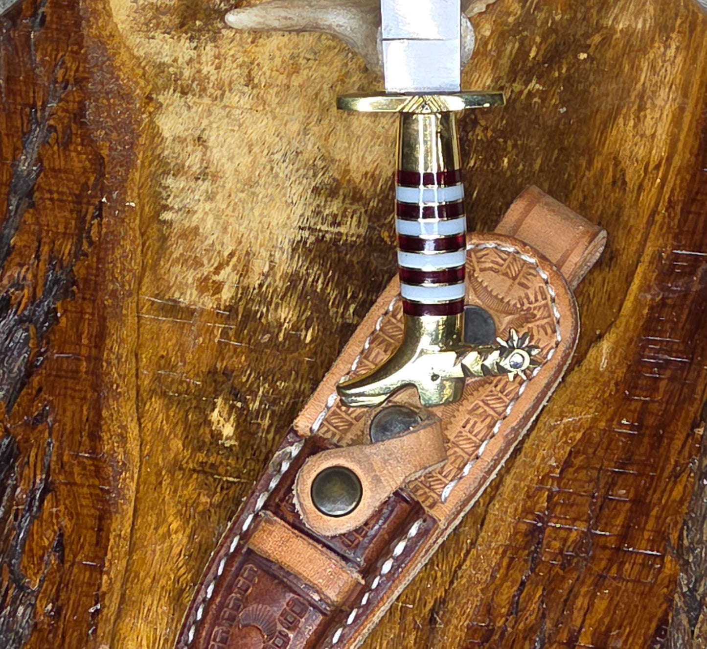 Cuchillo Torneado Espuela B73