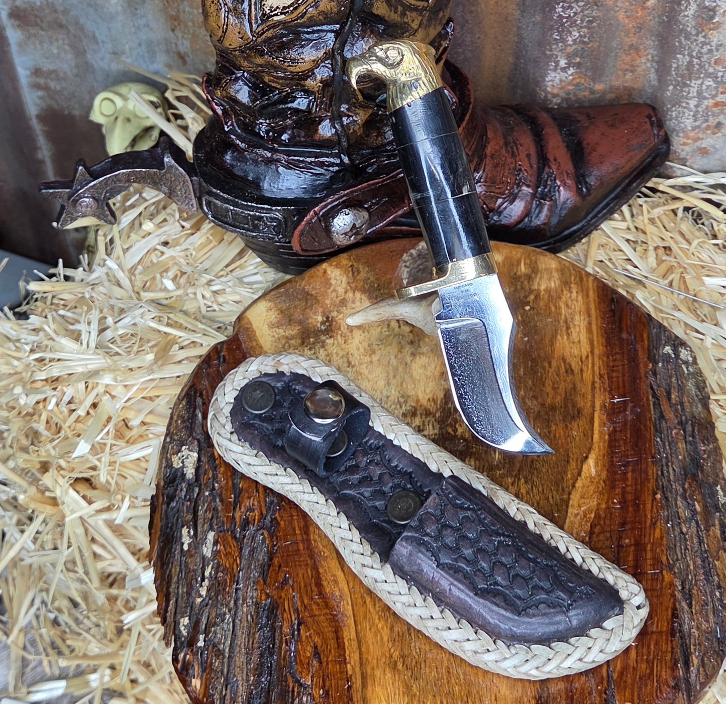 Cuchillo Cabeza de Aguila 95