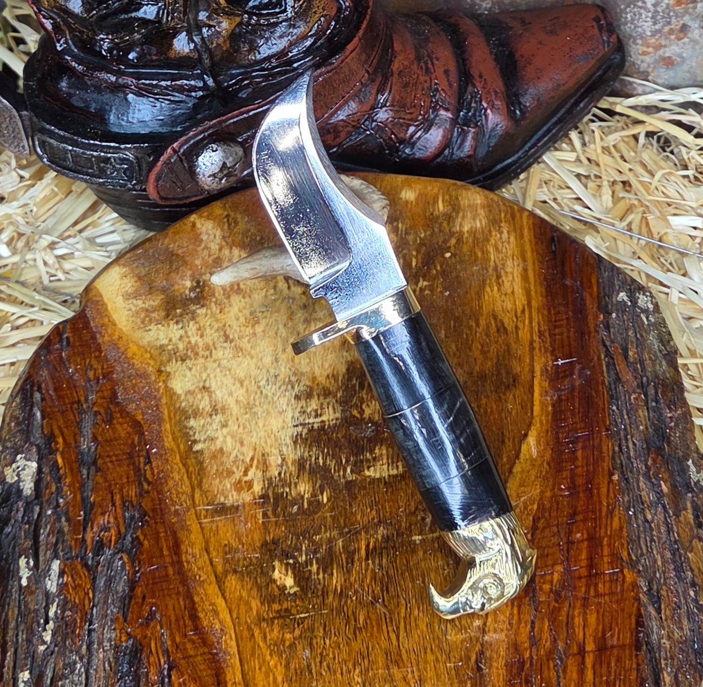 Cuchillo Cabeza de Aguila 95