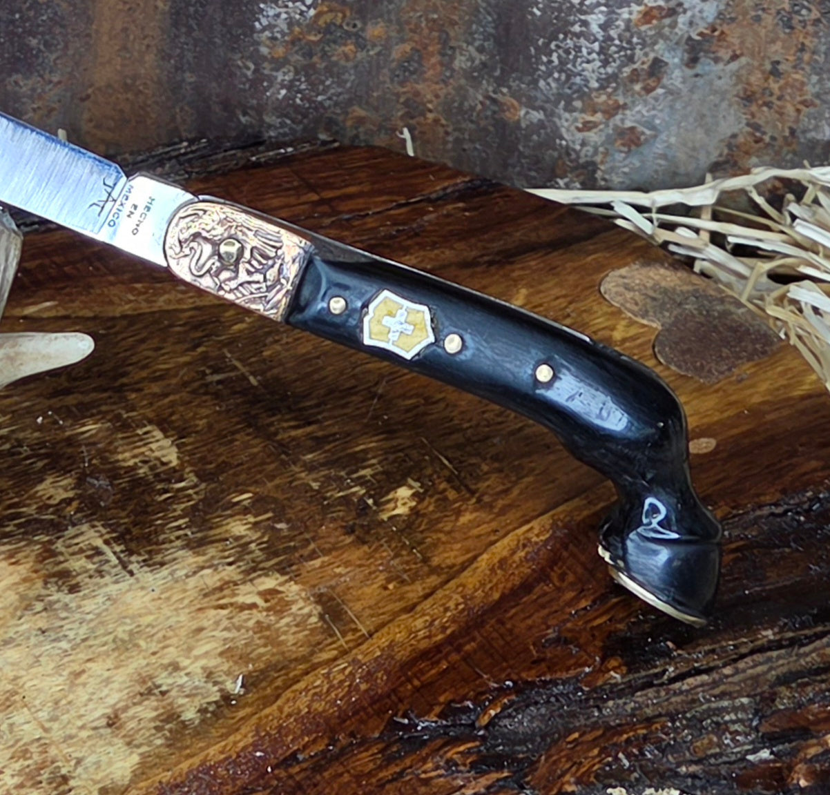 Tranchete Victorinox Cuerno de Toro K75