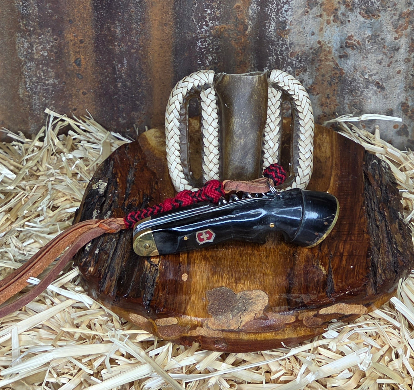 Navaja Multi-herramienta Pata de Caballo K77